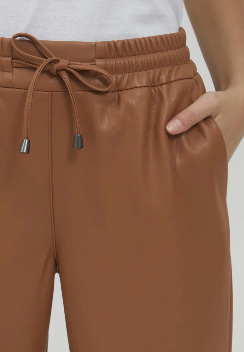 OXMO PAULIA - Stoffhose - Toffee 6 OXMO PAULIA - Stoffhose - Toffee – Bild 4