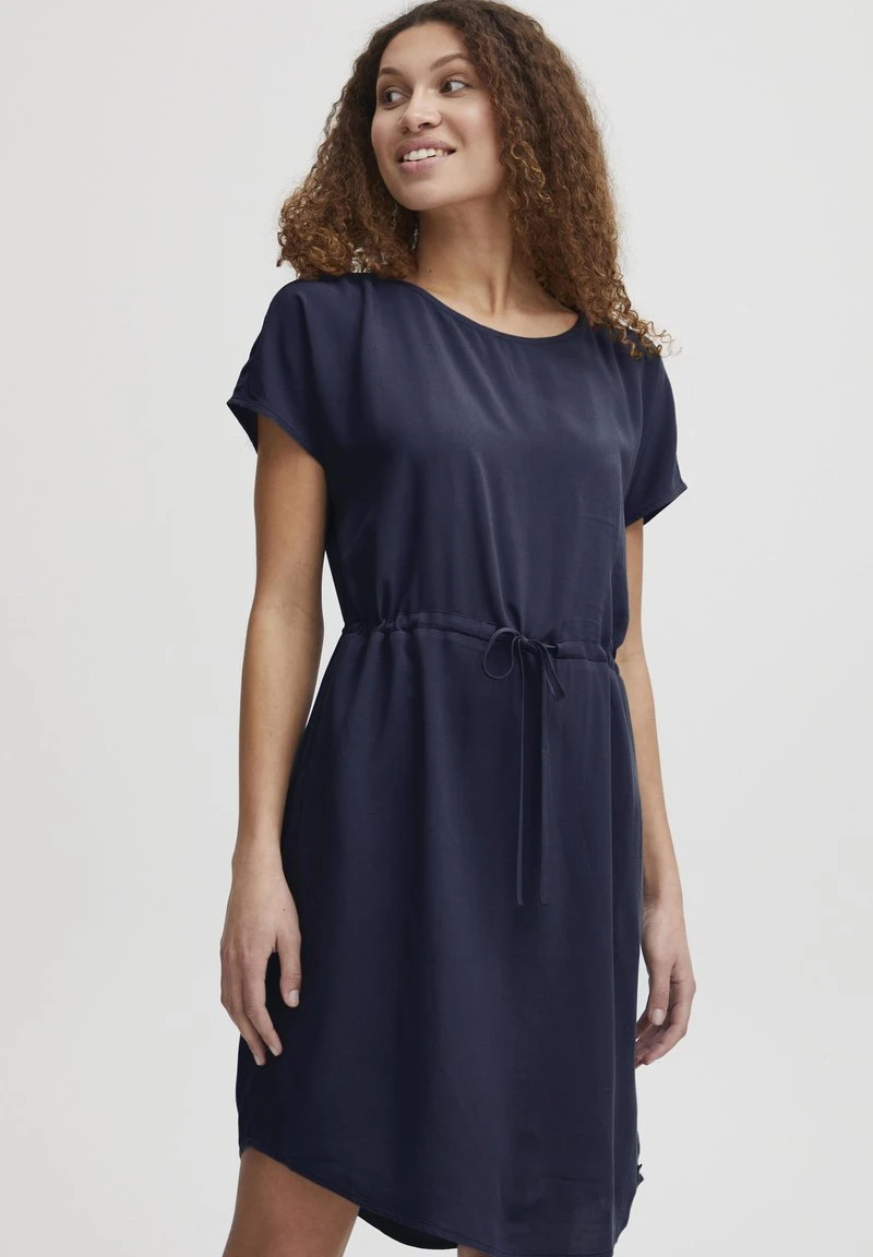 OXMO OXELVIRA - Jerseykleid - Total Eclipse 3 OXMO OXELVIRA - Jerseykleid - Total Eclipse