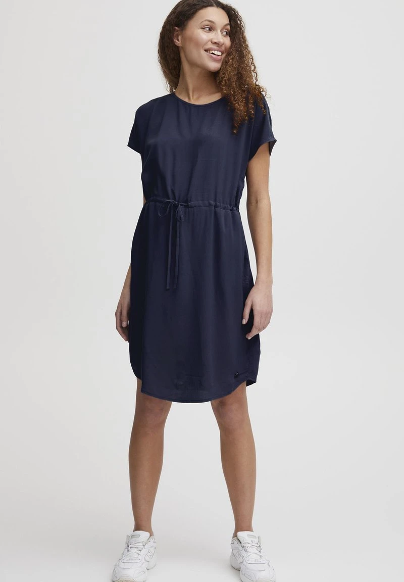 OXMO OXELVIRA - Jerseykleid - Total Eclipse 4 OXMO OXELVIRA - Jerseykleid - Total Eclipse – Bild 2